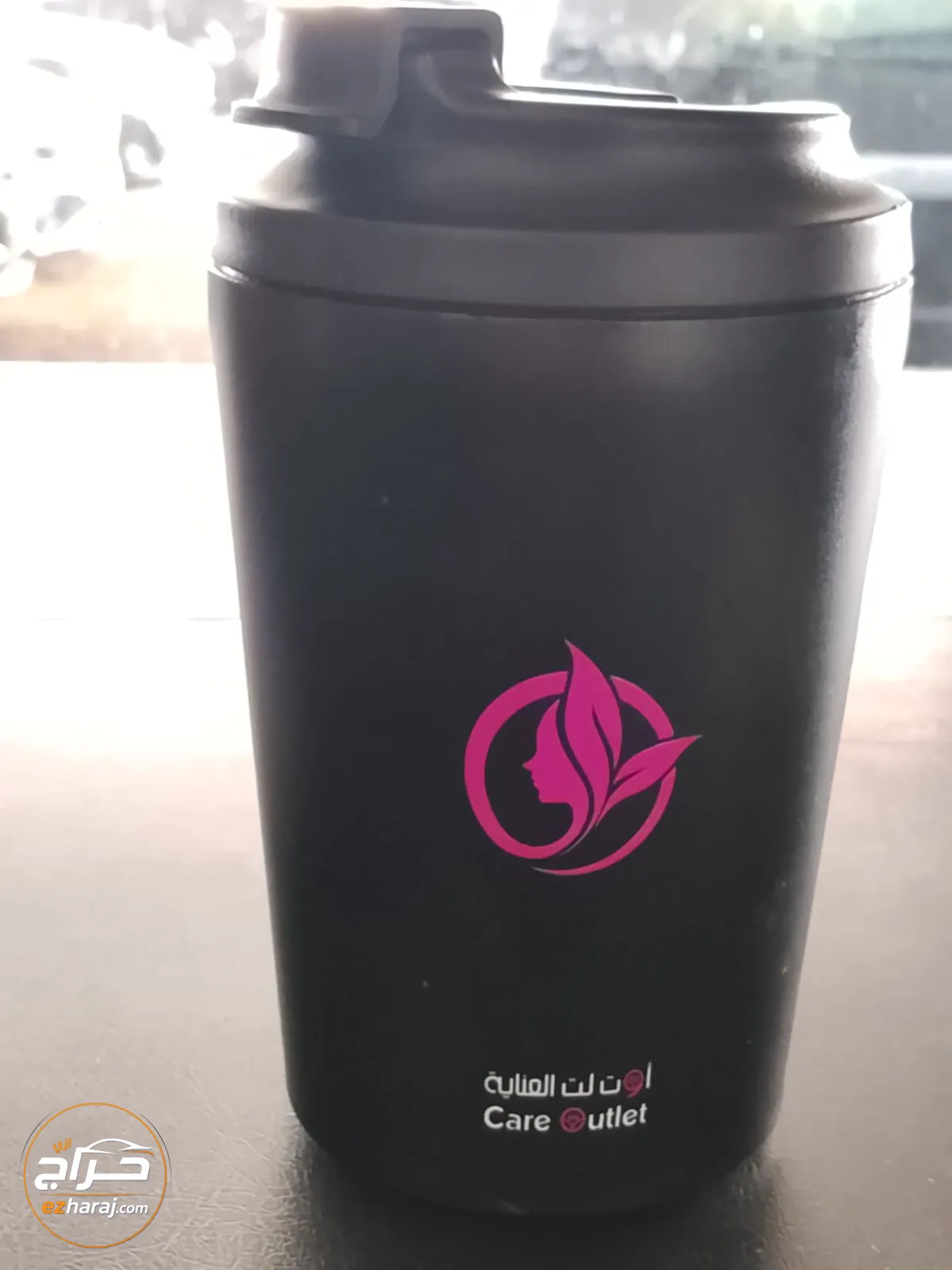 كوب يحتفظ بالحرارة و البروده